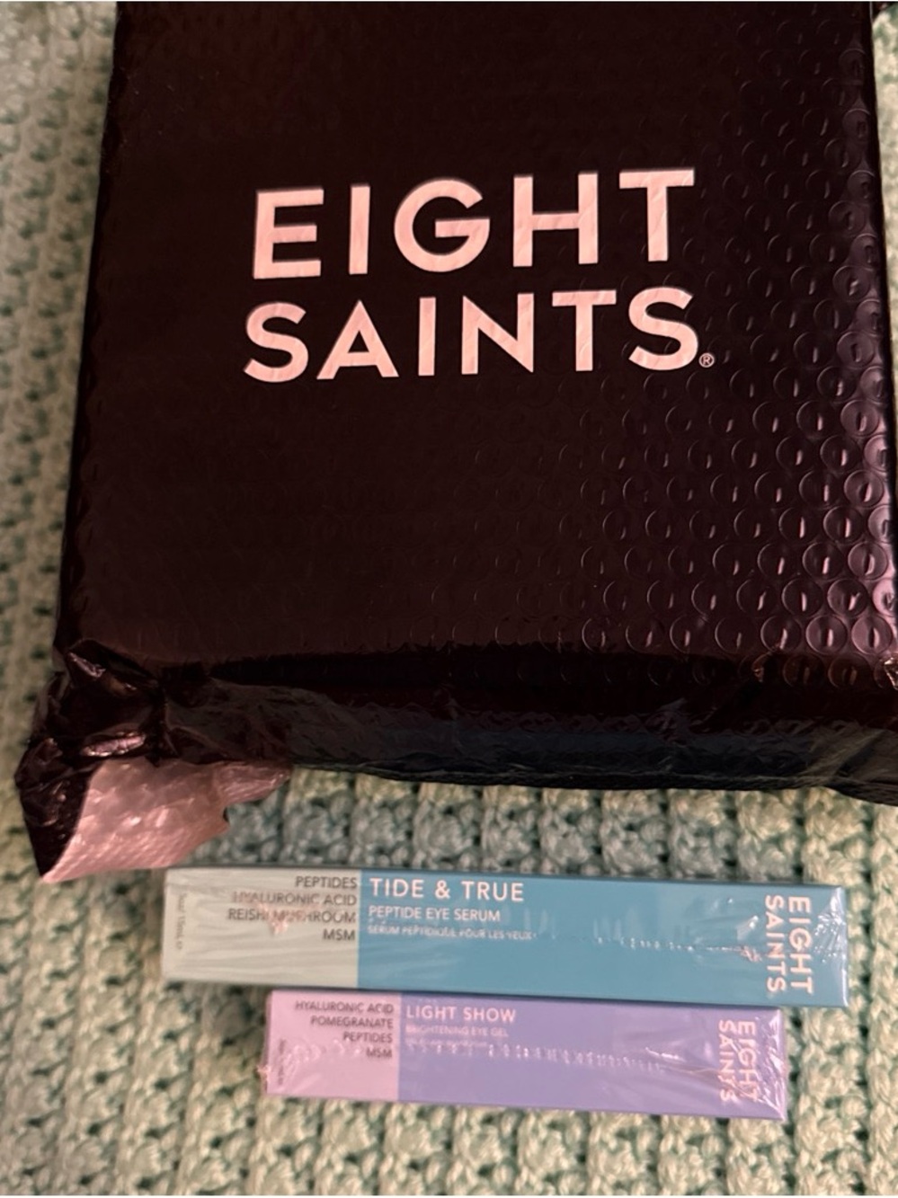 Eight Saints Gift Discovery Kit - 17pc ***PLUS 2 FULL SIZE EYE CREAM/Eye Gel!***